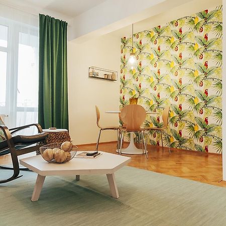 Old Town View Apartment Букурещ Екстериор снимка