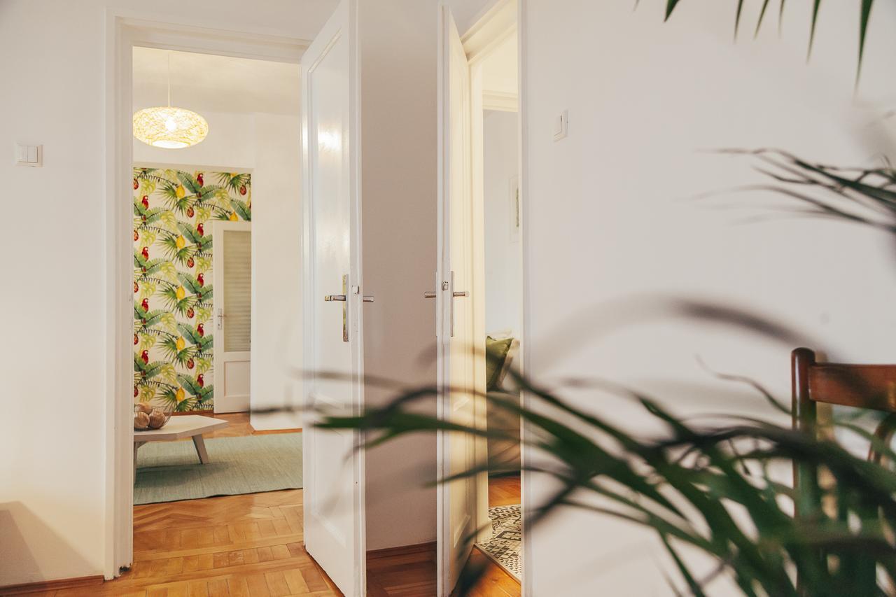 Old Town View Apartment Букурещ Екстериор снимка
